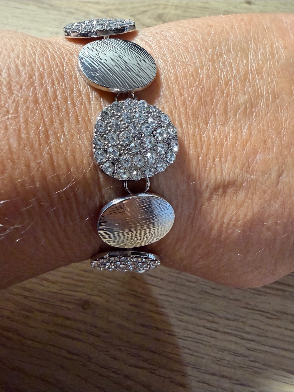 paparazzi Silver Crystal Disc Bracelet